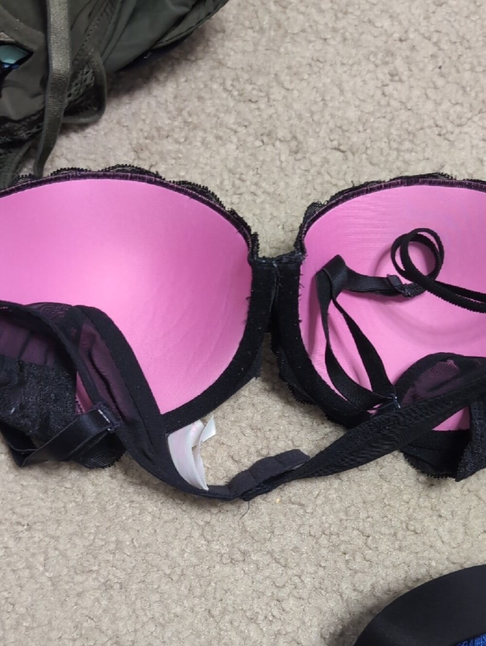 Mixed Set of VICTORIA'S SECRET AND PINK PUSH UP BRAS. - Picture 5 of 16